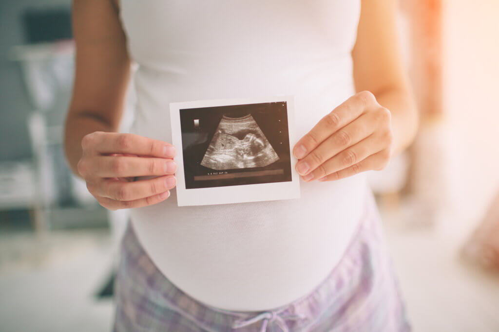 5 Tips for Having a Healthy Surrogate Pregnancy